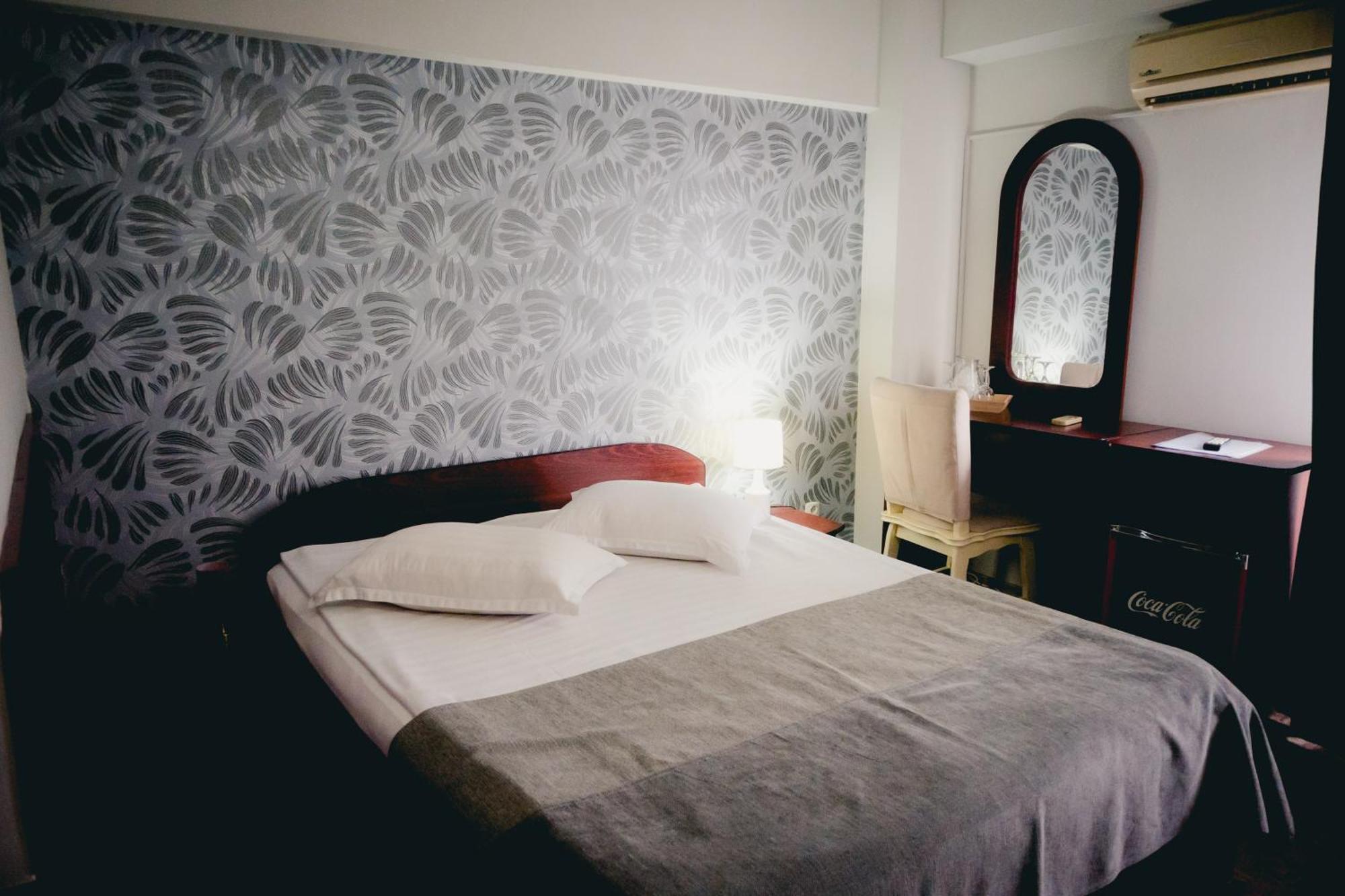 Hotel Valahia Targoviste Exteriér fotografie