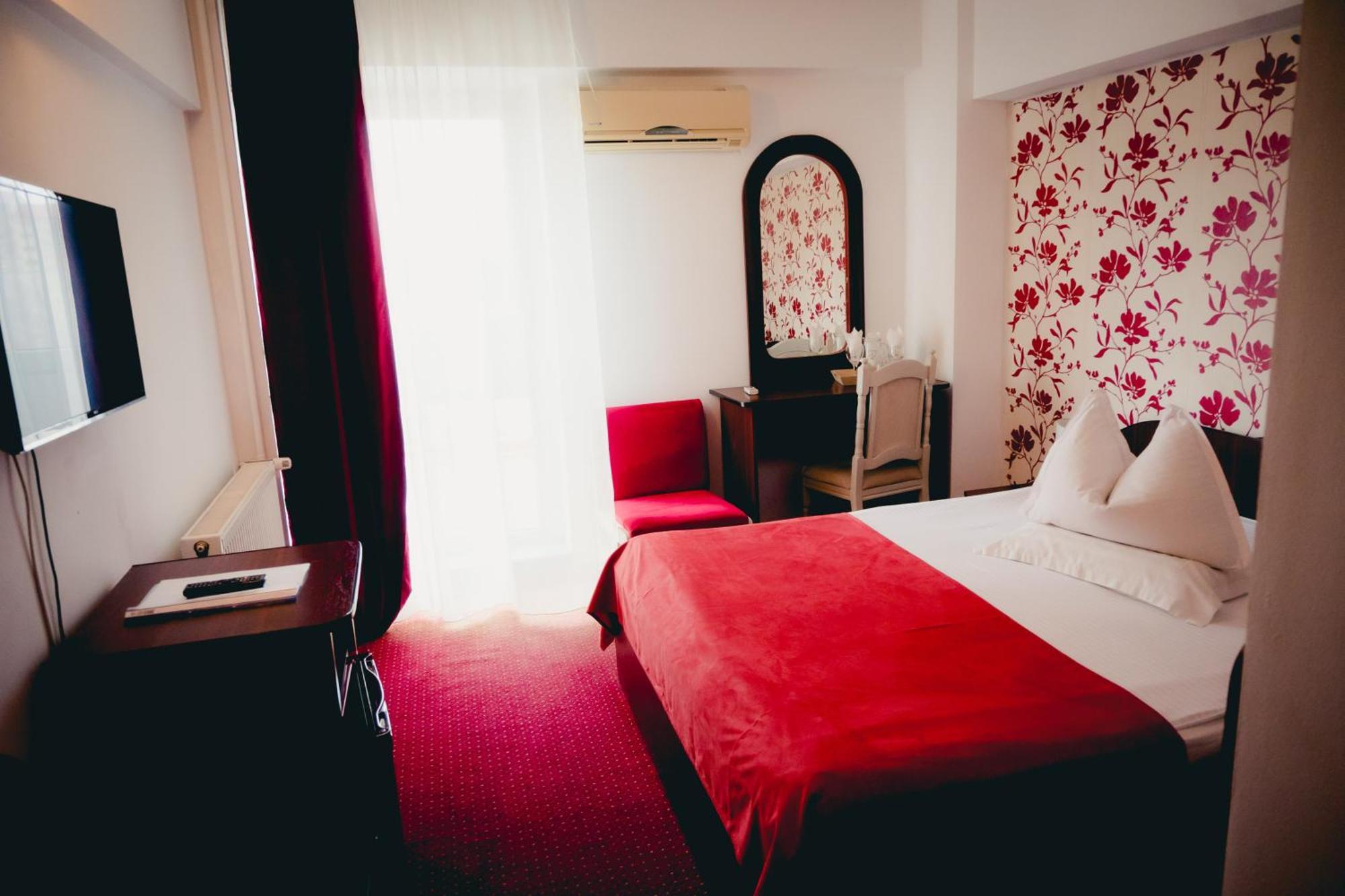 Hotel Valahia Targoviste Exteriér fotografie