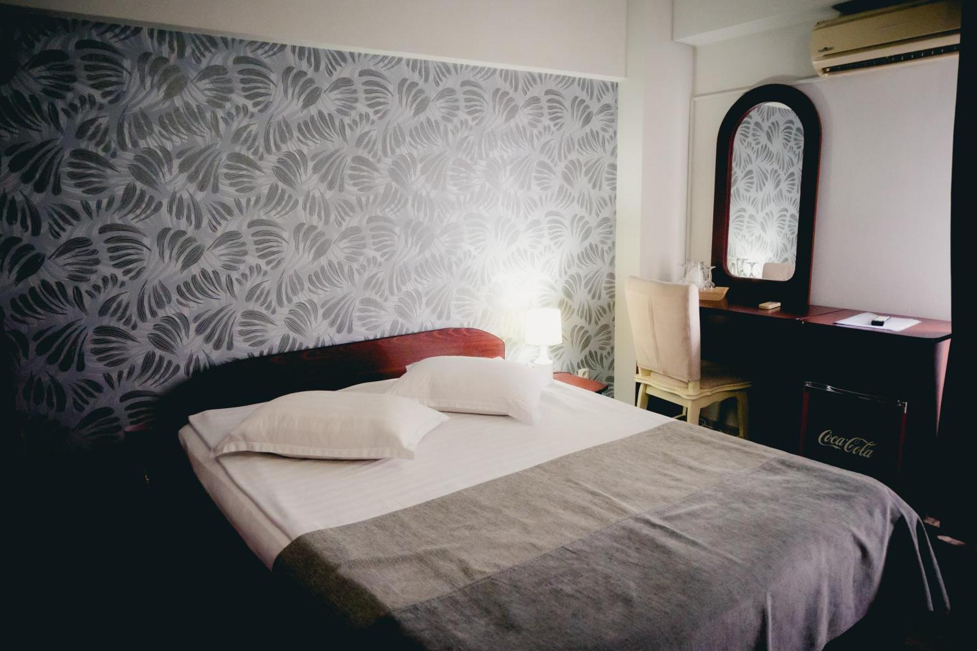 Hotel Valahia Targoviste Exteriér fotografie