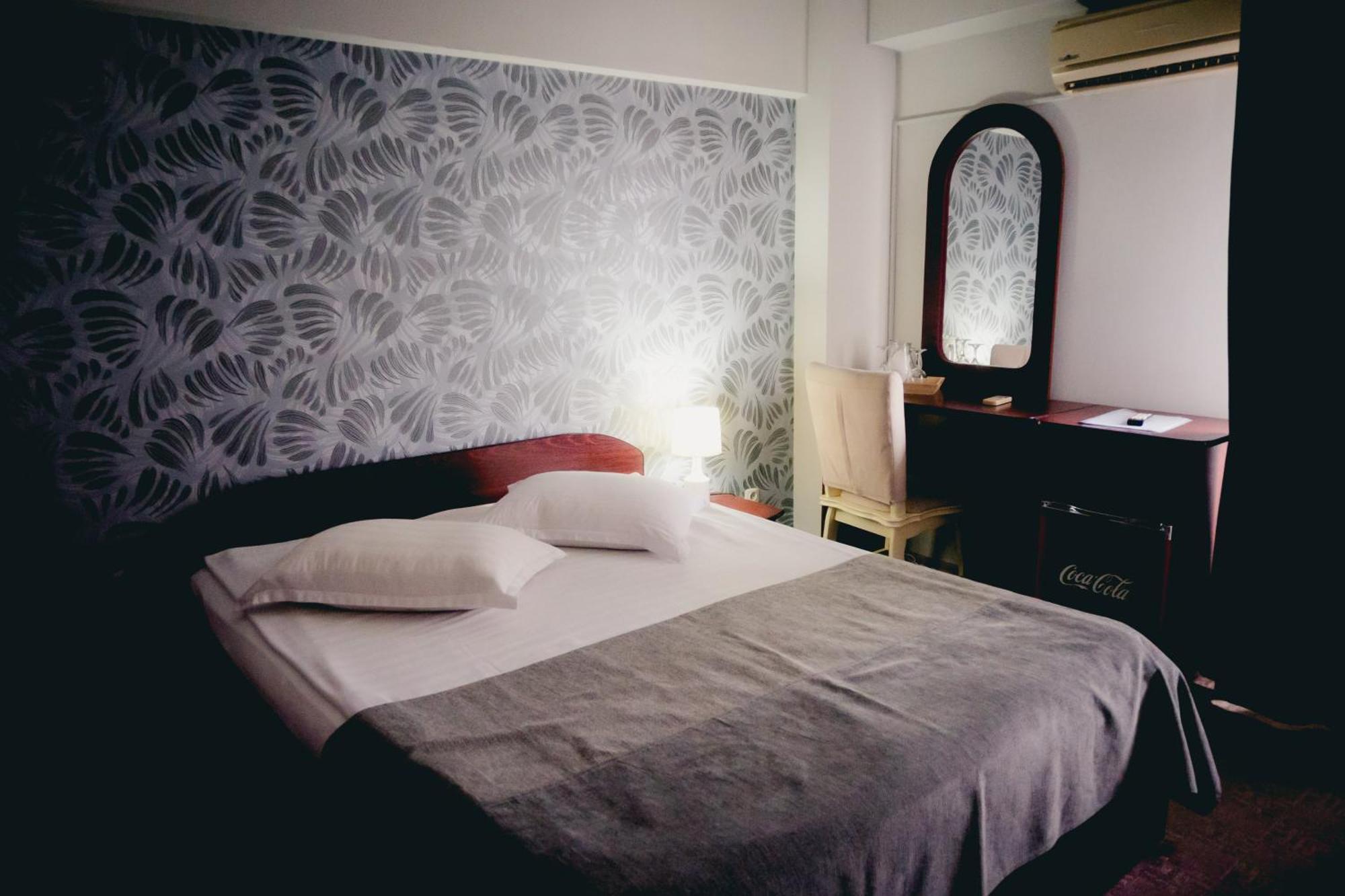 Hotel Valahia Targoviste Exteriér fotografie