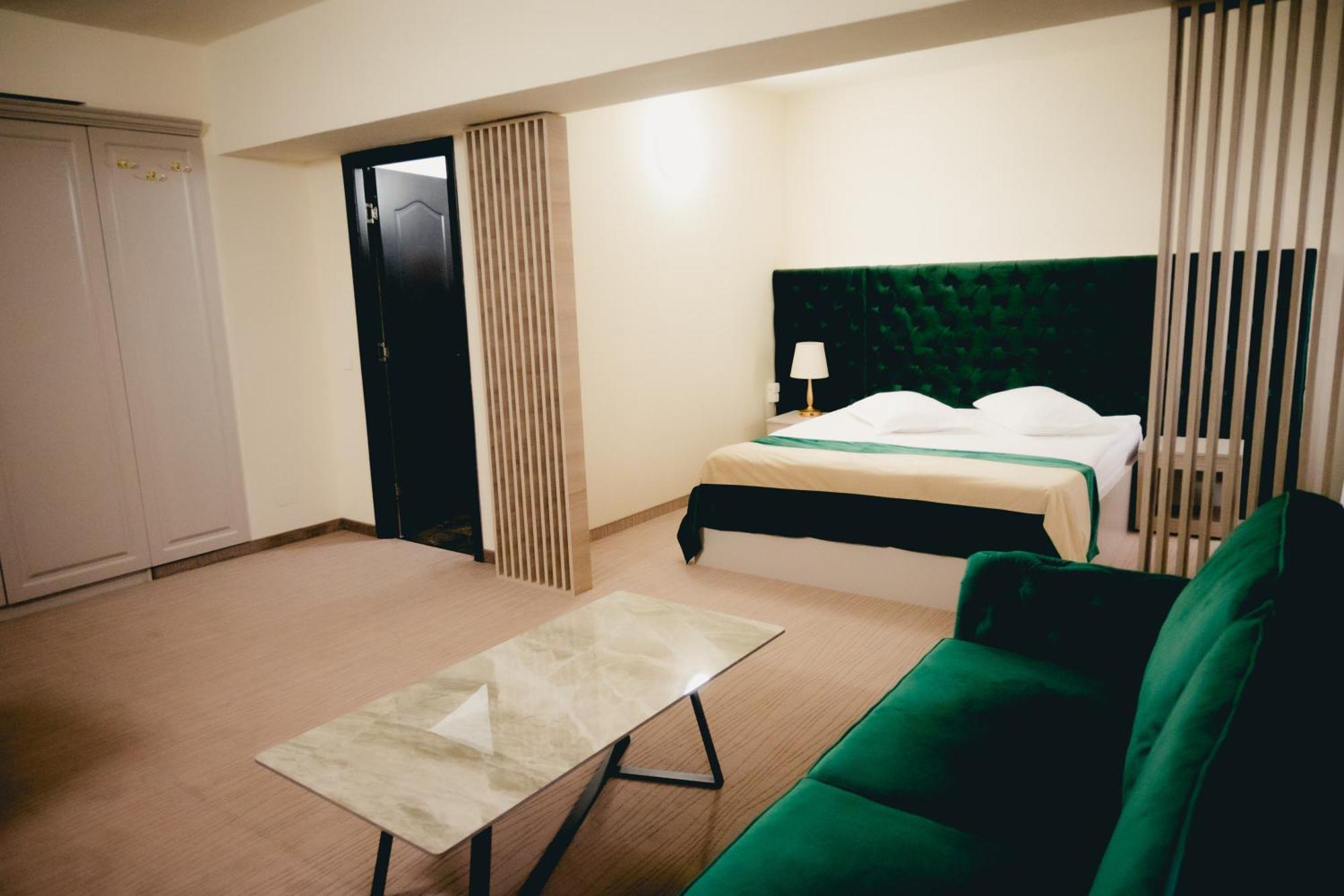 Hotel Valahia Targoviste Exteriér fotografie