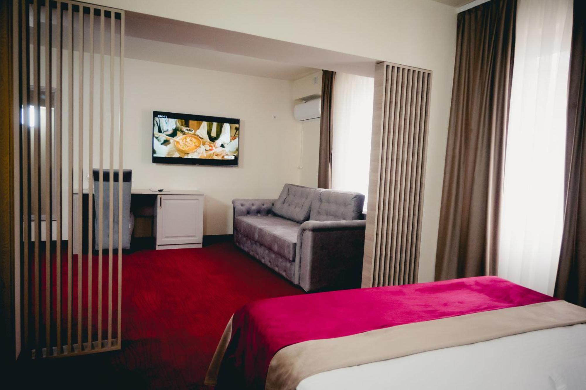 Hotel Valahia Targoviste Exteriér fotografie