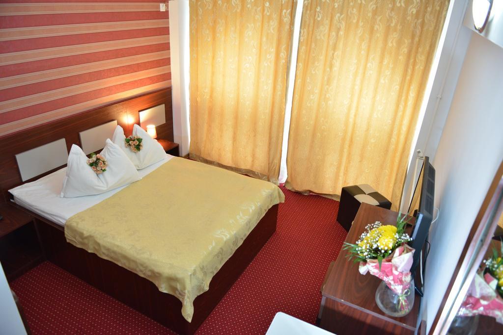 Hotel Valahia Targoviste Exteriér fotografie